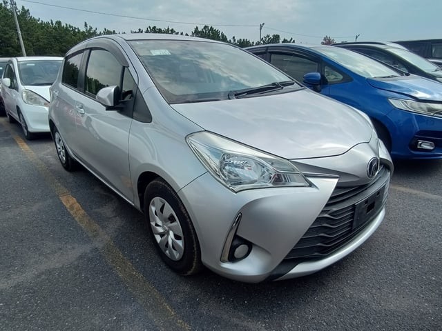 2017 Toyota Vitz