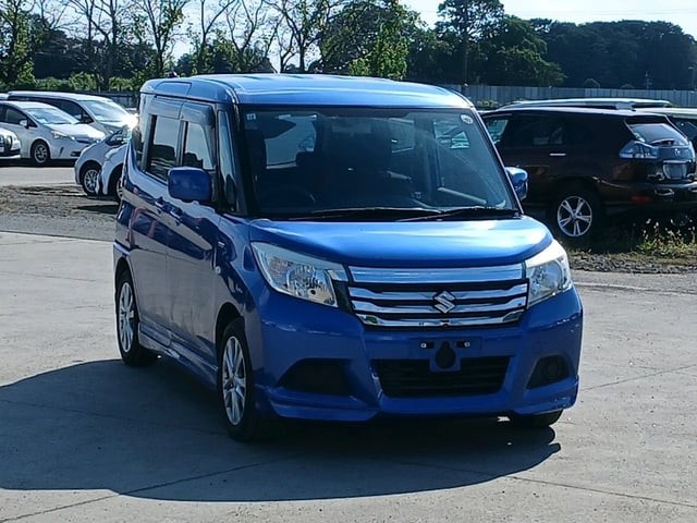 2015 Suzuki Solio HV