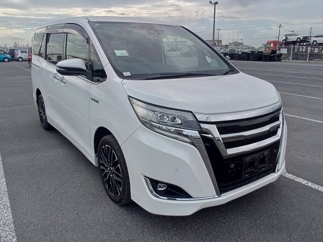 2019 Toyota Esquire HV