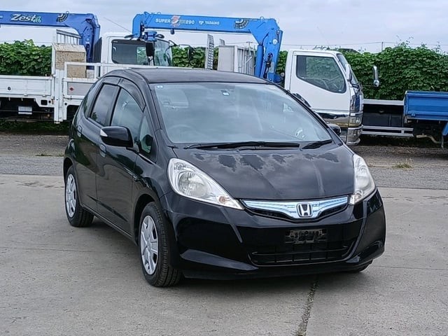 2011 Honda FIT HV
