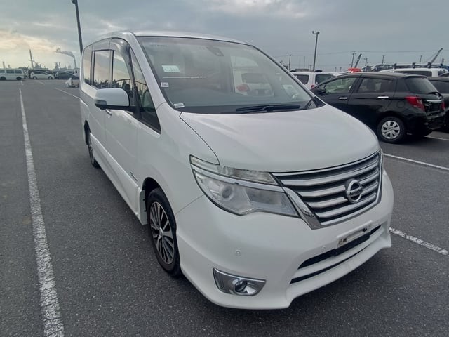 2015 Nissan Serena HV