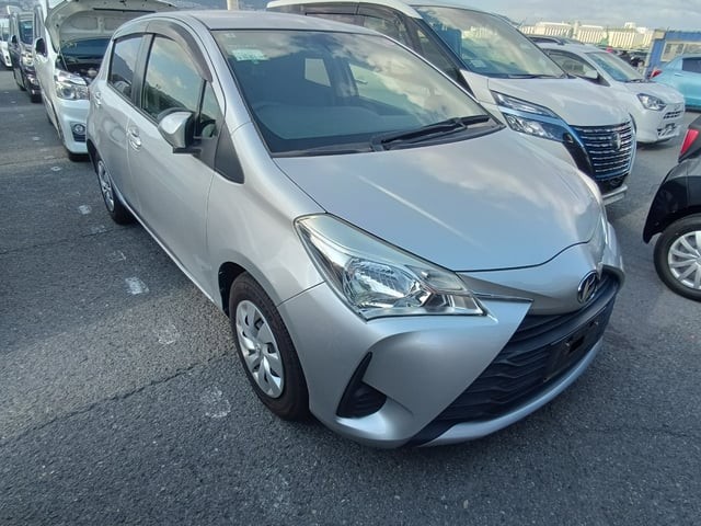 2017 Toyota Vitz