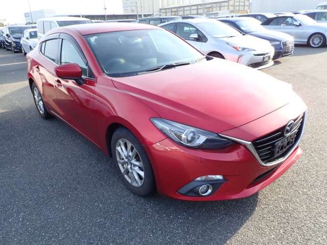2014 Mazda Axela