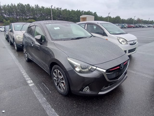 2015 Mazda Demio