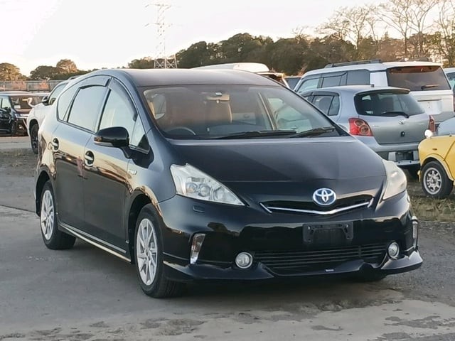 2012 Toyota Prius Alpha