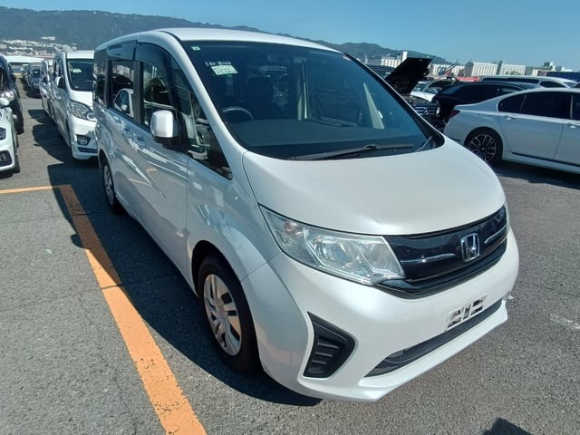2017 Honda Step Wagon