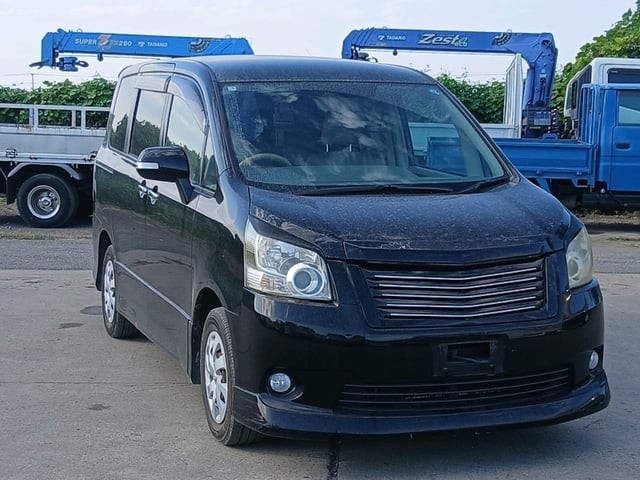 2009 Toyota Noah
