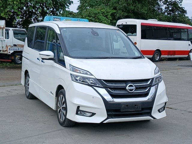2016 Nissan Serena