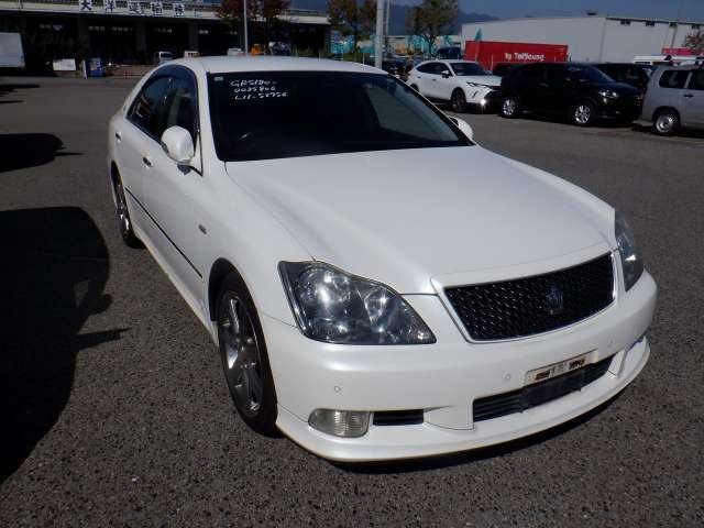 2005 Toyota Crown