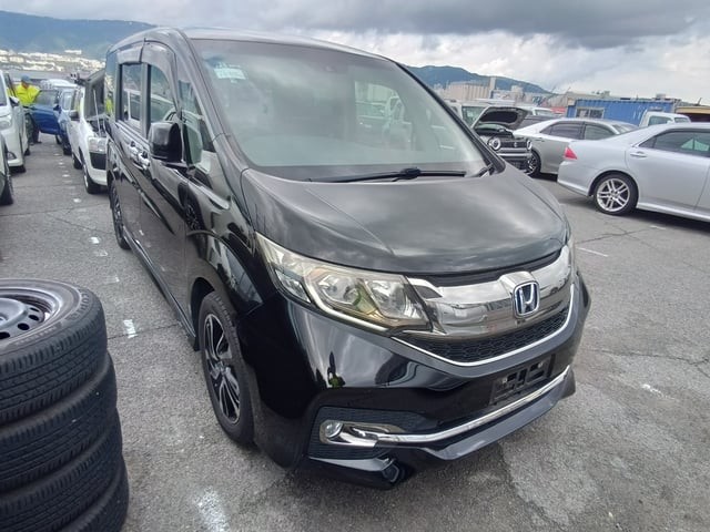 2016 Honda Step Wagon