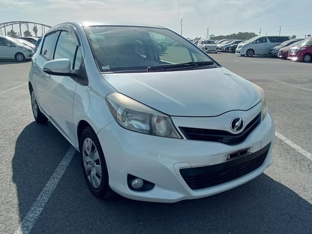 2011 Toyota Vitz