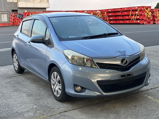 2011 Toyota Vitz