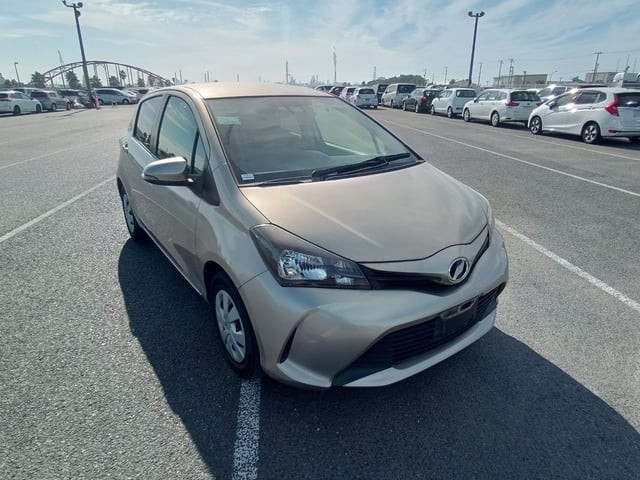 2015 Toyota Vitz