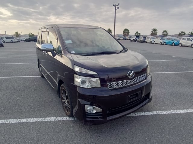 2012 Toyota Voxy
