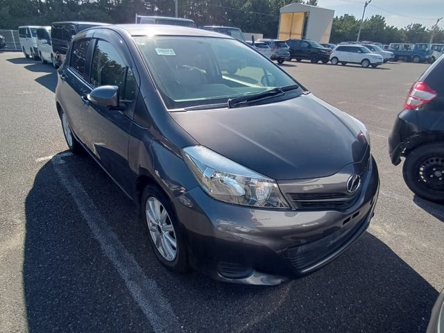 2012 Toyota Vitz
