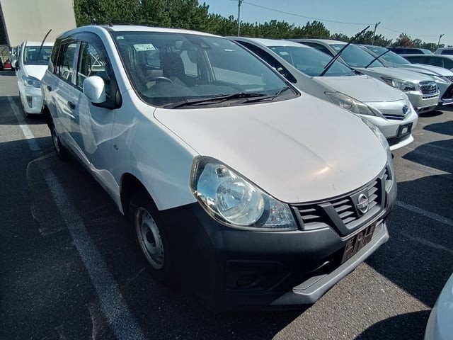 2021 Nissan AD VAN