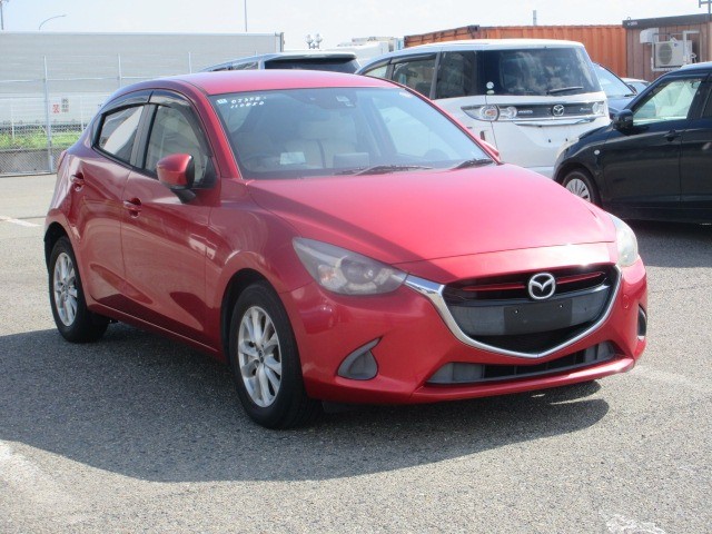 2014 Mazda Demio