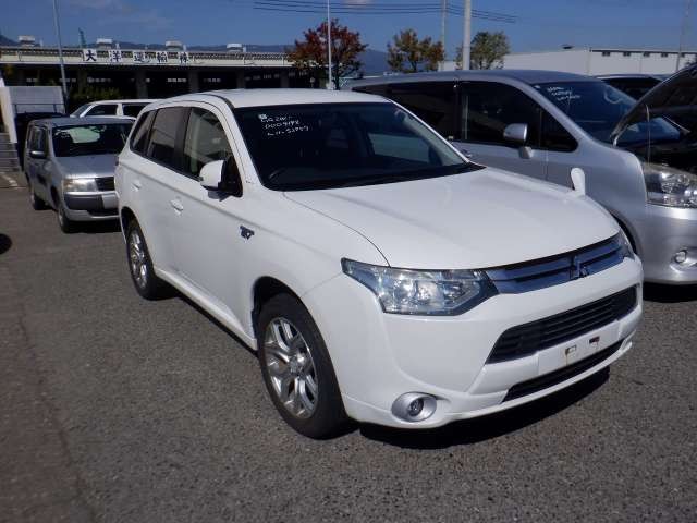 2013 Mitsubishi Outlander Phev