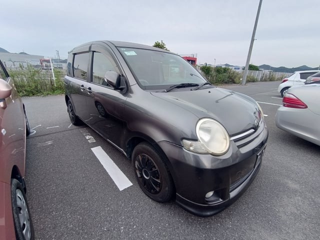 2009 Toyota Sienta