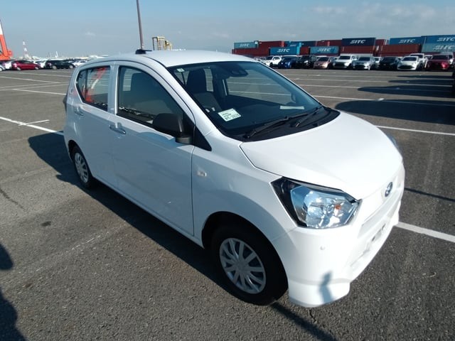 2025 Daihatsu Mira ES