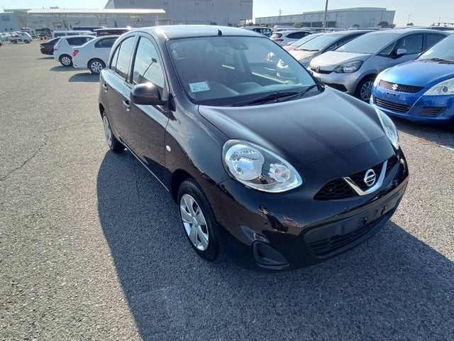 2022 Nissan March