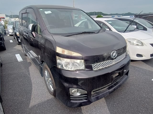 2012 Toyota Voxy