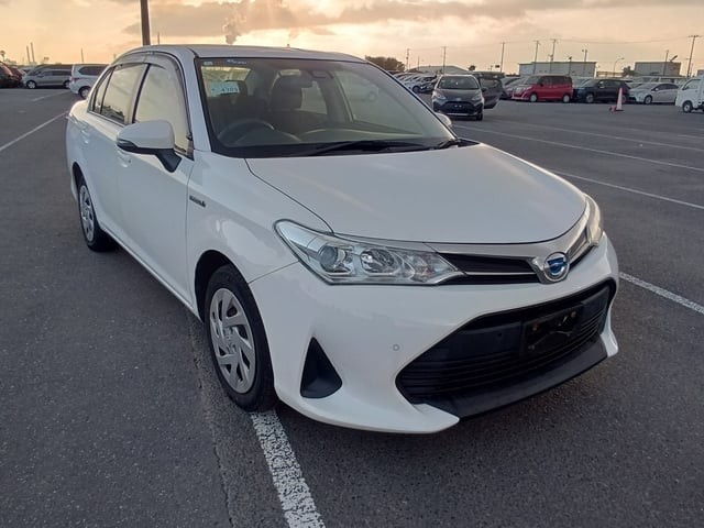 2020 Toyota Axio HV