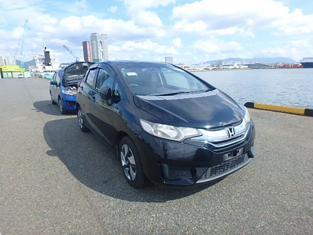 2013 Honda FIT HV
