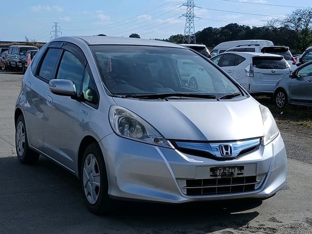 2012 Honda FIT HV