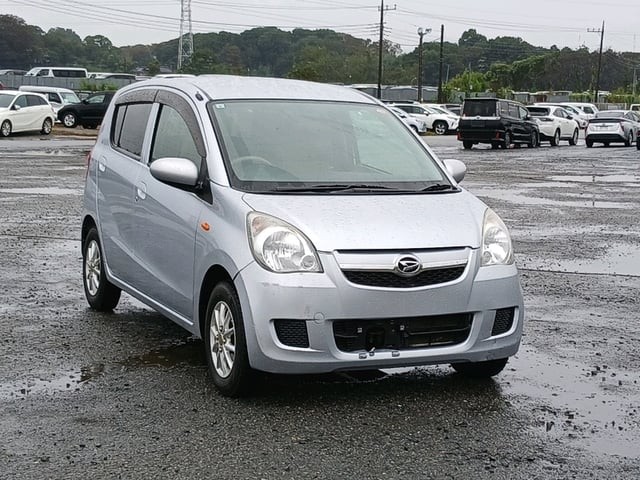 2009 Daihatsu Mira