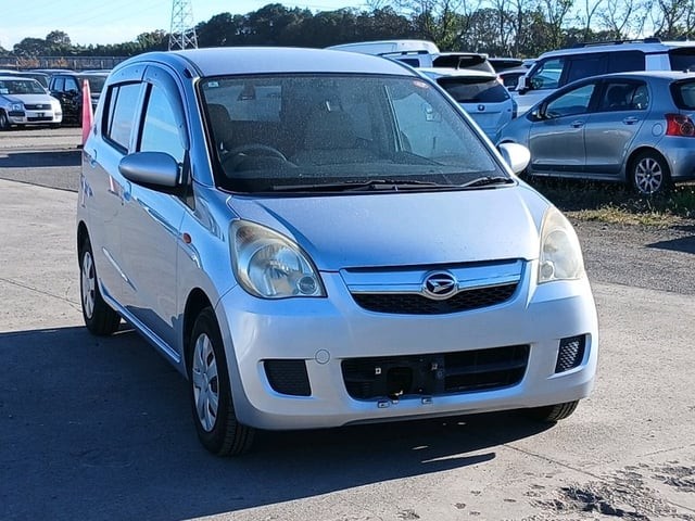 2009 Daihatsu Mira