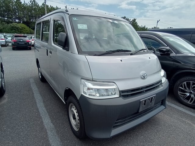 2022 Toyota Townace V