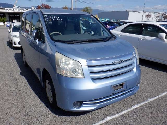 2008 Toyota Noah