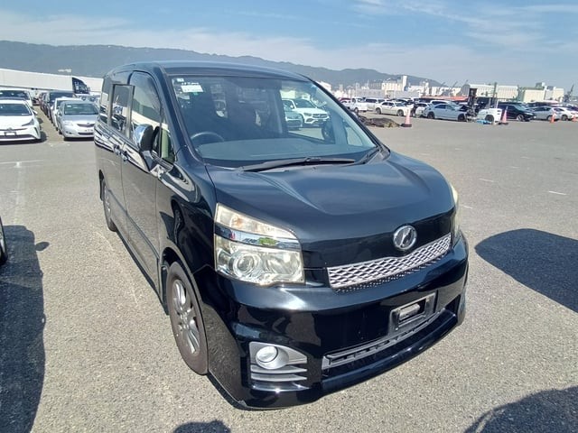 2012 Toyota Voxy