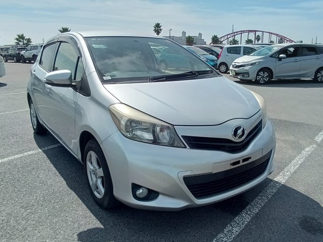 2012 Toyota Vitz