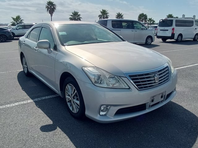 2010 Toyota Crown