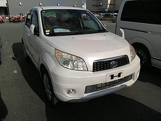 2011 Toyota Rush