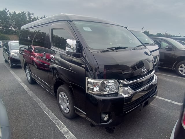 2020 Toyota Hiace V