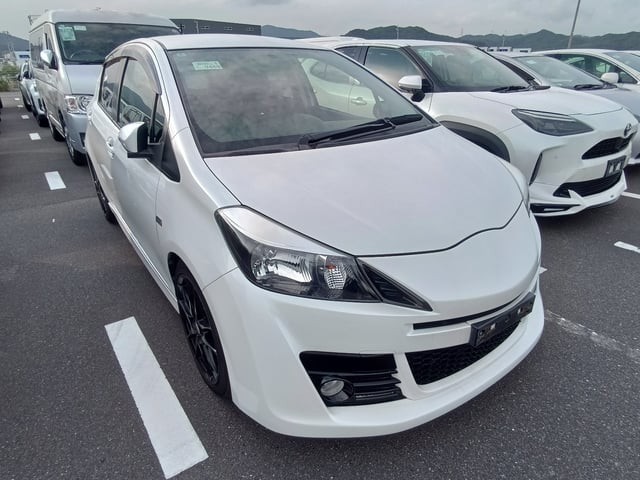 2014 Toyota Vitz