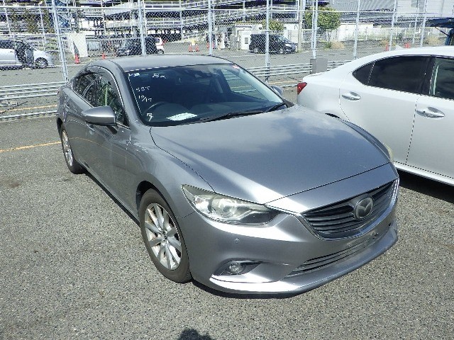 2013 Mazda Atenza