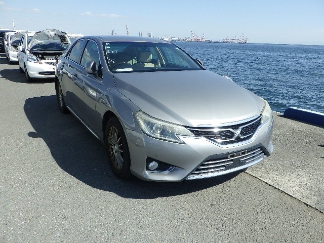 2013 Toyota Mark X
