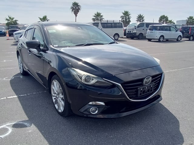 2013 Mazda Axela Sports