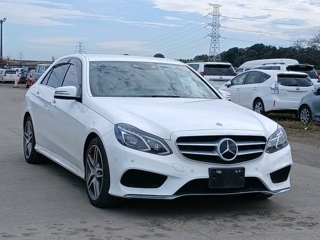 Mercedes-Benz E220