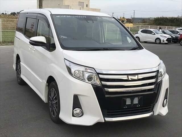 2016 Toyota Noah
