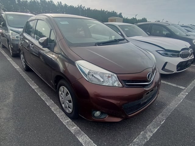 2012 Toyota Vitz