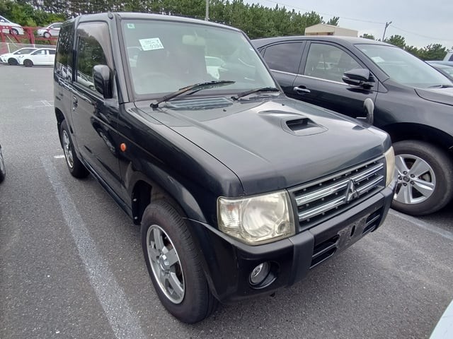 2012 Mitsubishi Pajero Mini