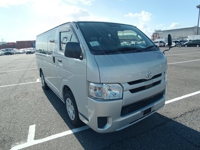 2018 Toyota Hiace V