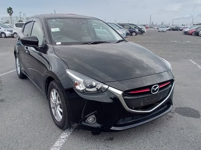 2015 Mazda Demio