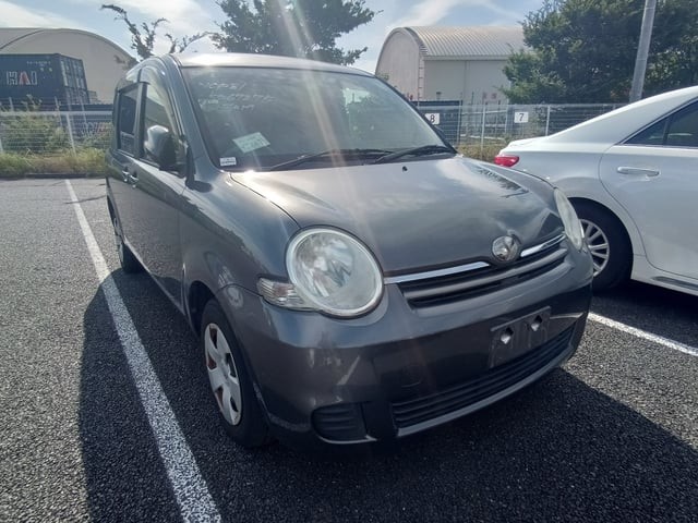 2008 Toyota Sienta