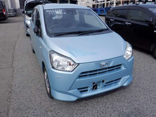 2017 Daihatsu Mira ES